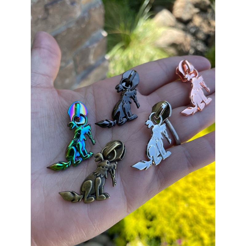 Dog with Key zipper pulls