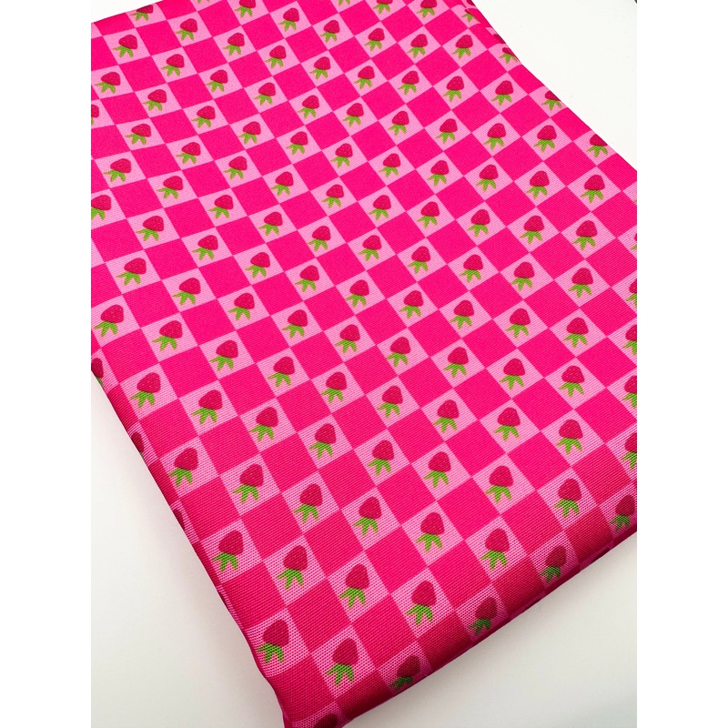 Strawberry Check – Soft Wpc