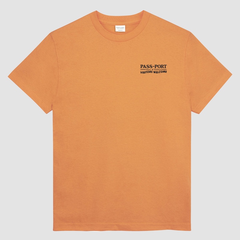 Store & Gallery Exclusive Welcome To Darlo Tee – Golden Brown