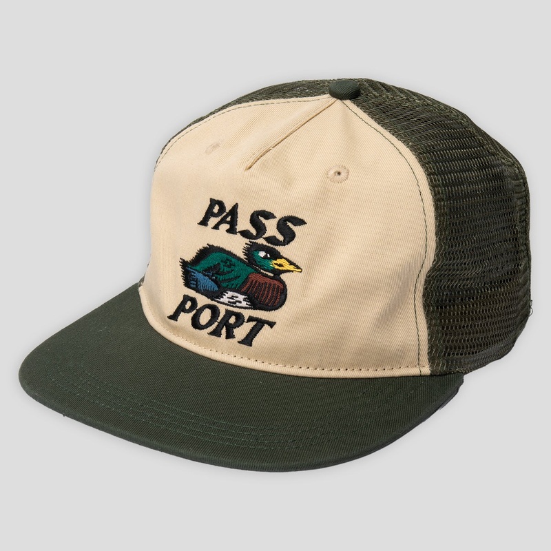 Fast Duck Workers Trucker – Cream / Elm