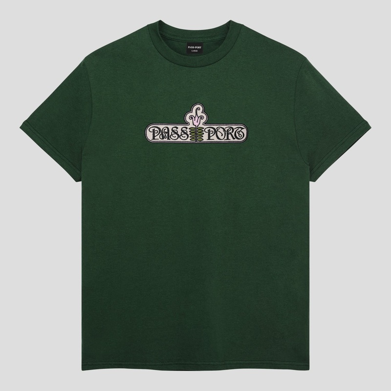 Gardenia Tee – Forest Green