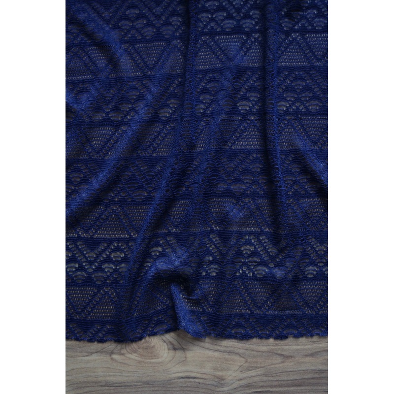 2YD 28IN REMNANT; Navy Geometric Stripe Stretch Lace